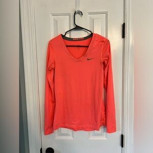 Nike Pro Dry Fit Long Sleeve Workout Top Size M